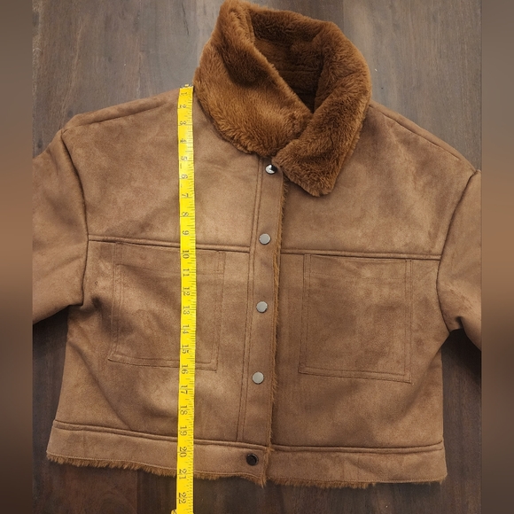 Women's Deluc "Mathew" Faux Suede Jacket In Size Medium In The Almond Color - Picture 15 of 16